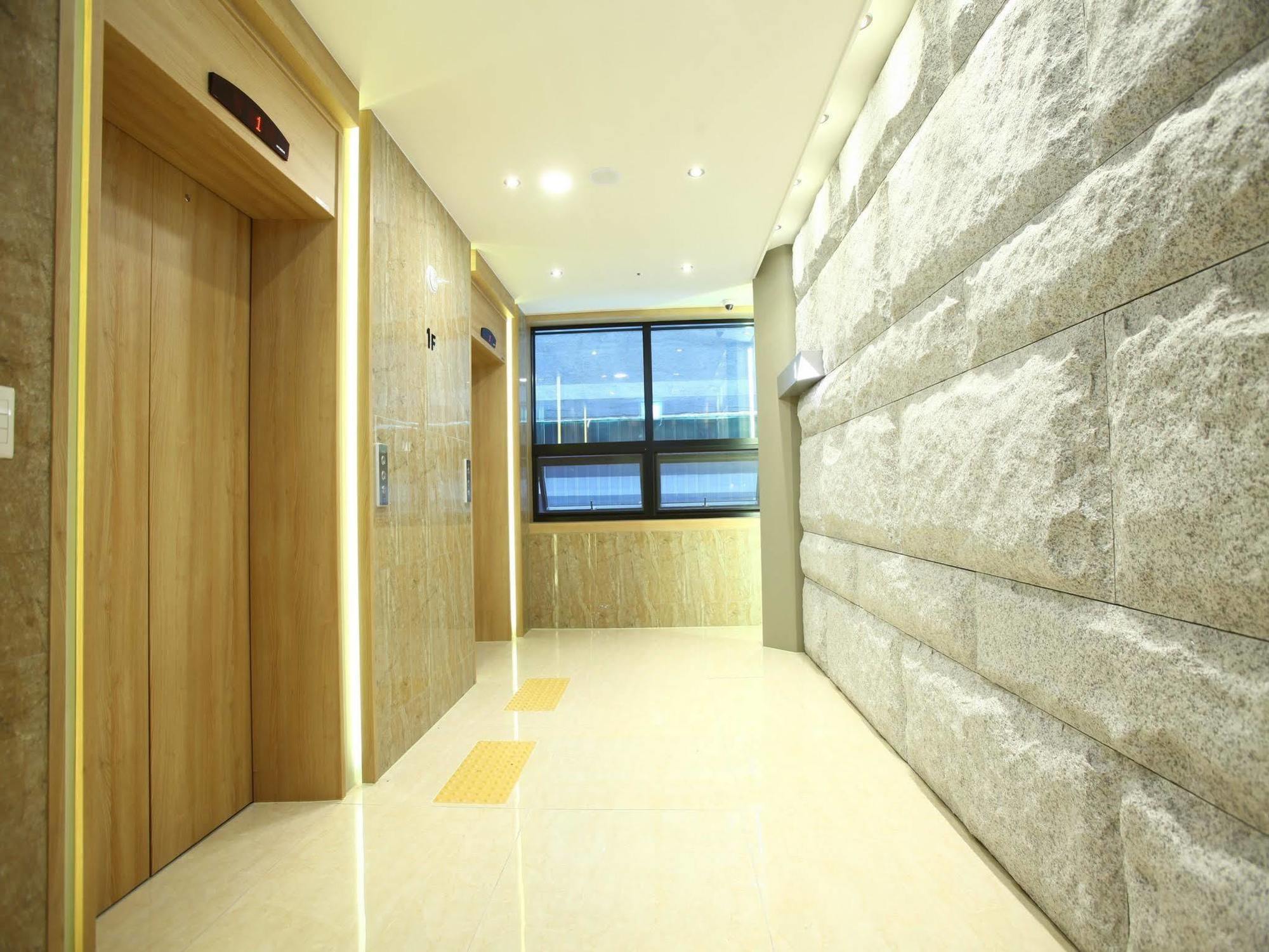 Hotel Sopra Incheon Cheongna Екстериор снимка