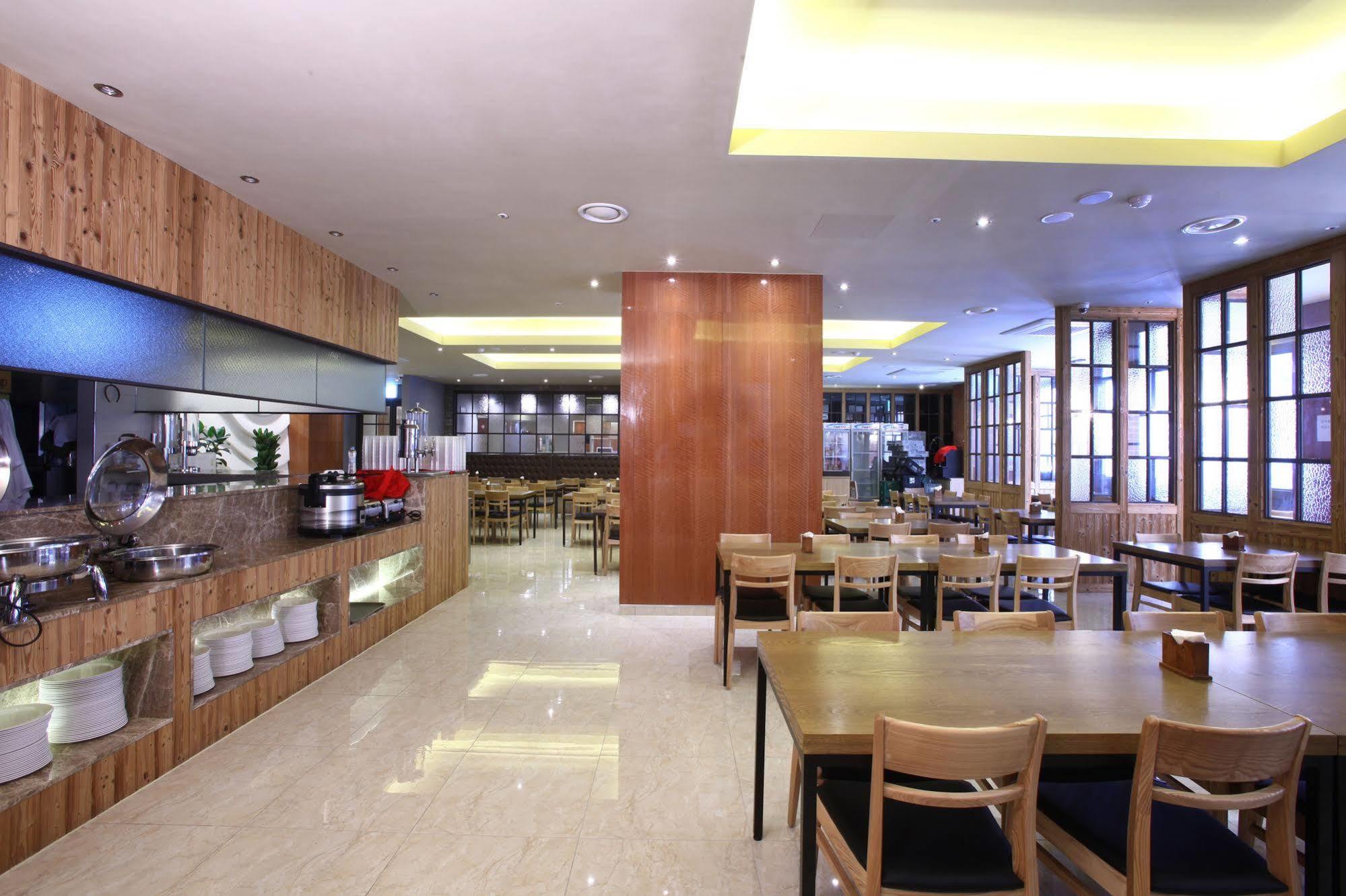 Hotel Sopra Incheon Cheongna Екстериор снимка