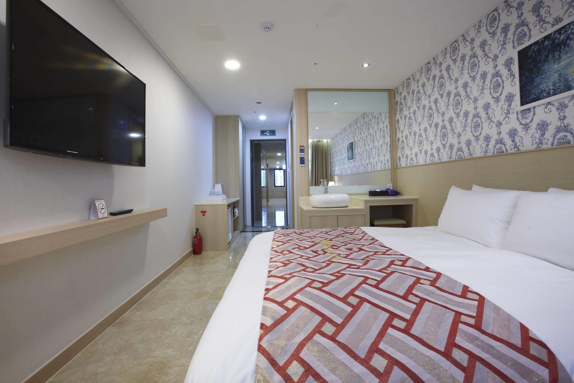 Hotel Sopra Incheon Cheongna Екстериор снимка