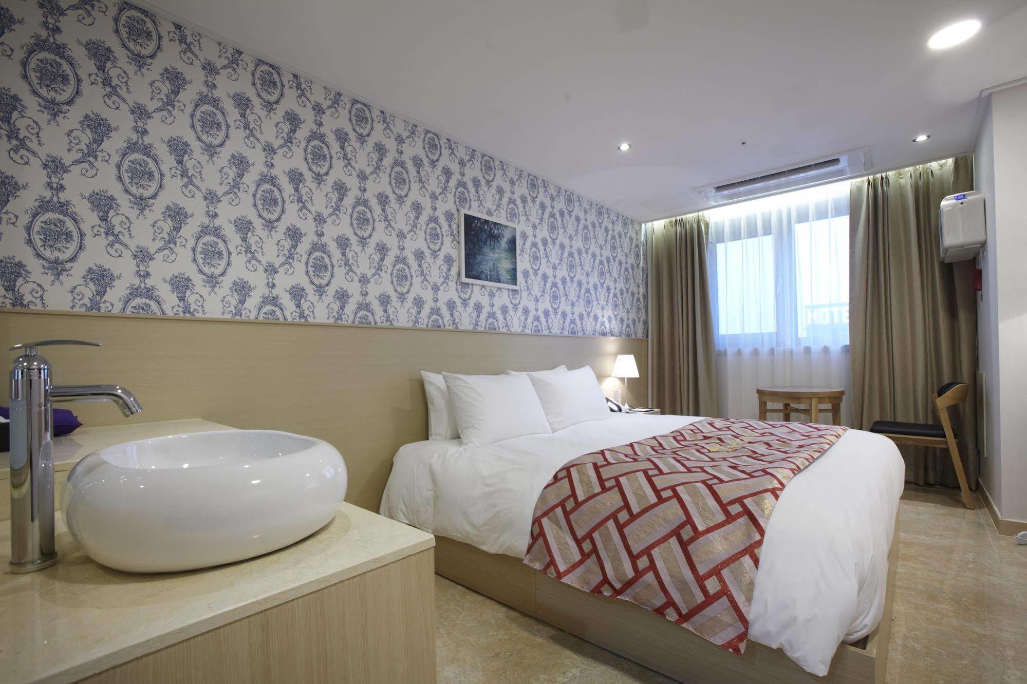 Hotel Sopra Incheon Cheongna Екстериор снимка
