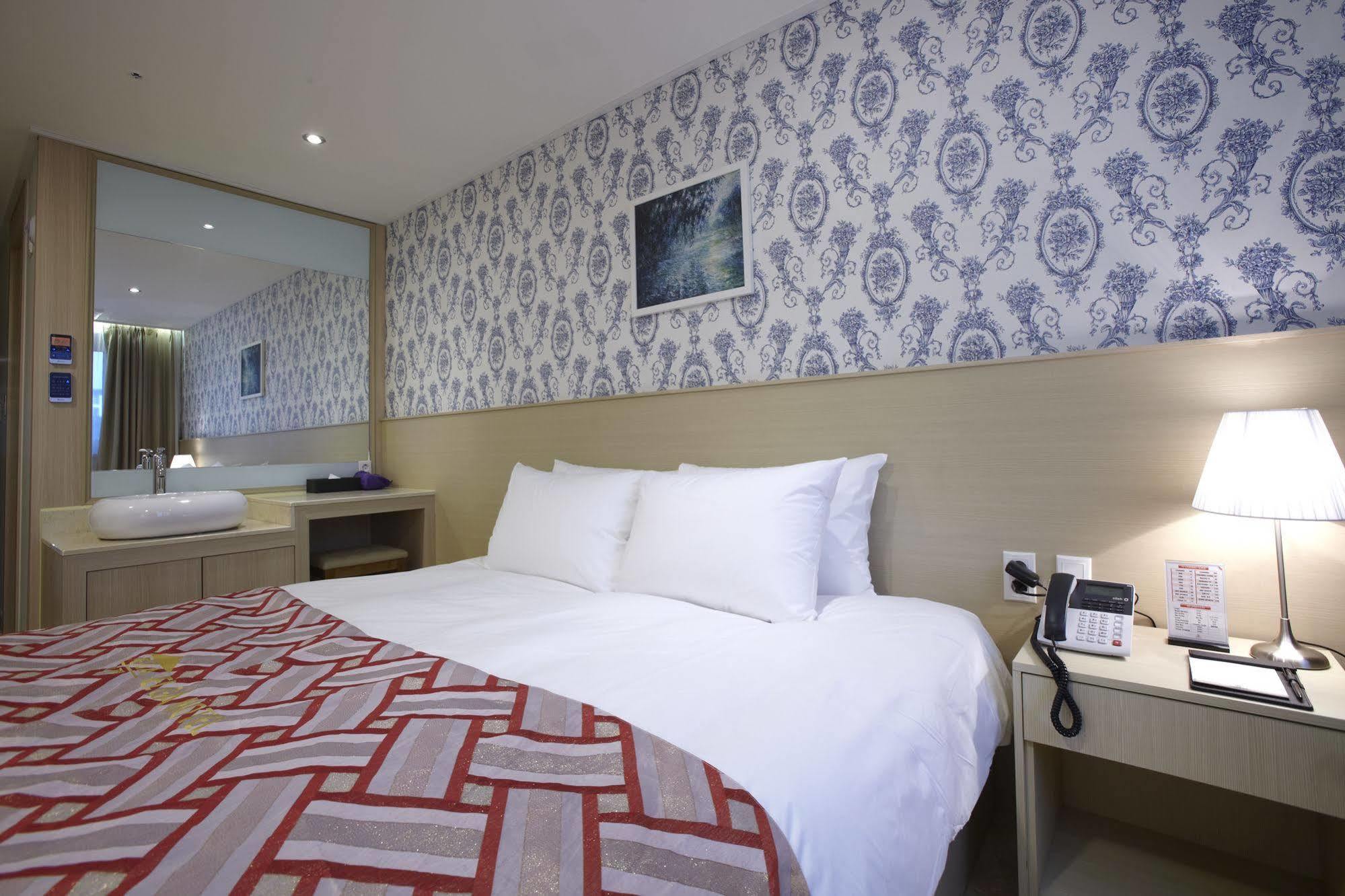 Hotel Sopra Incheon Cheongna Екстериор снимка